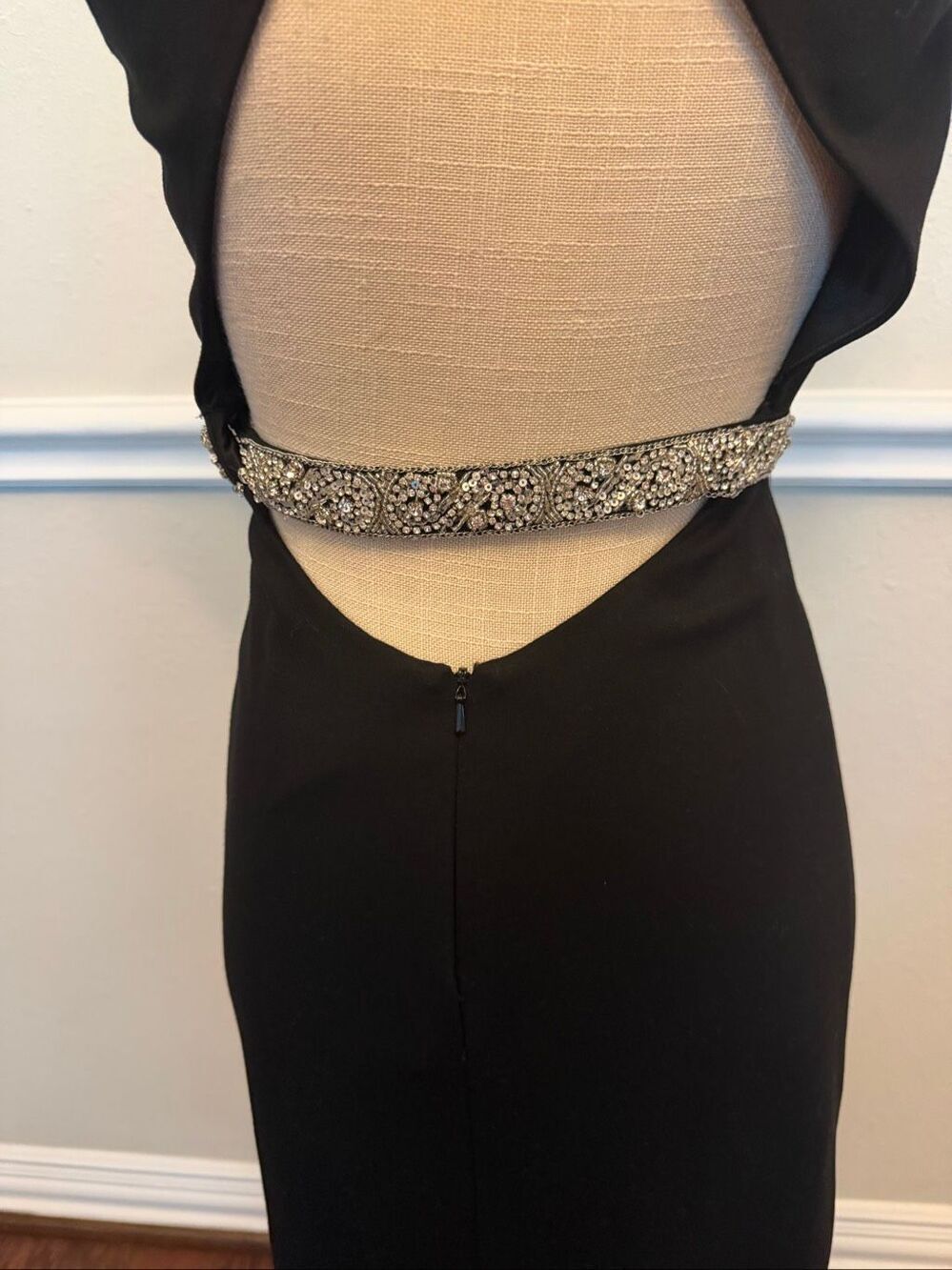 Sherri Hill 50646 dress cap sleeve and crystal belt Size 4 - Picture 10 of 13